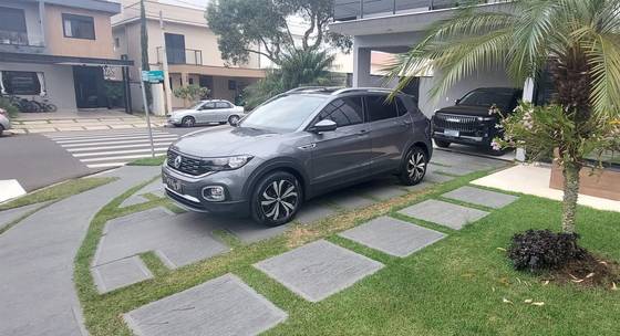 VOLKSWAGEN T-CROSS 1.4 250 TSI TOTAL FLEX HIGHLINE AUTOMÁTICO